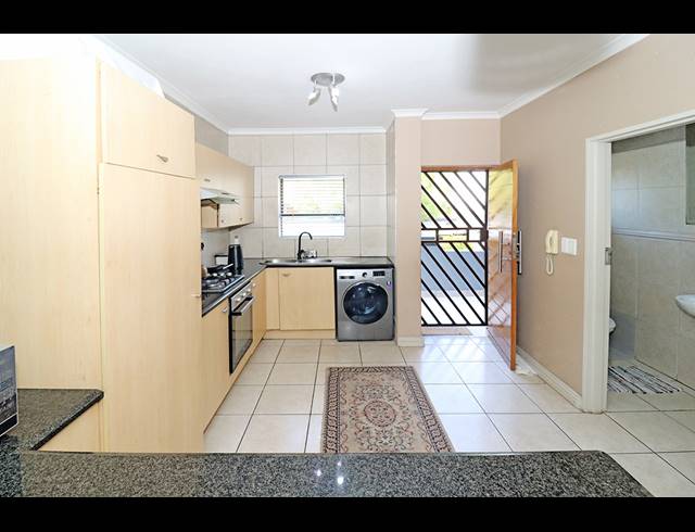 3 BEDROOM SECTIONAL TITLE FOR SALE IN GLENHAZEL